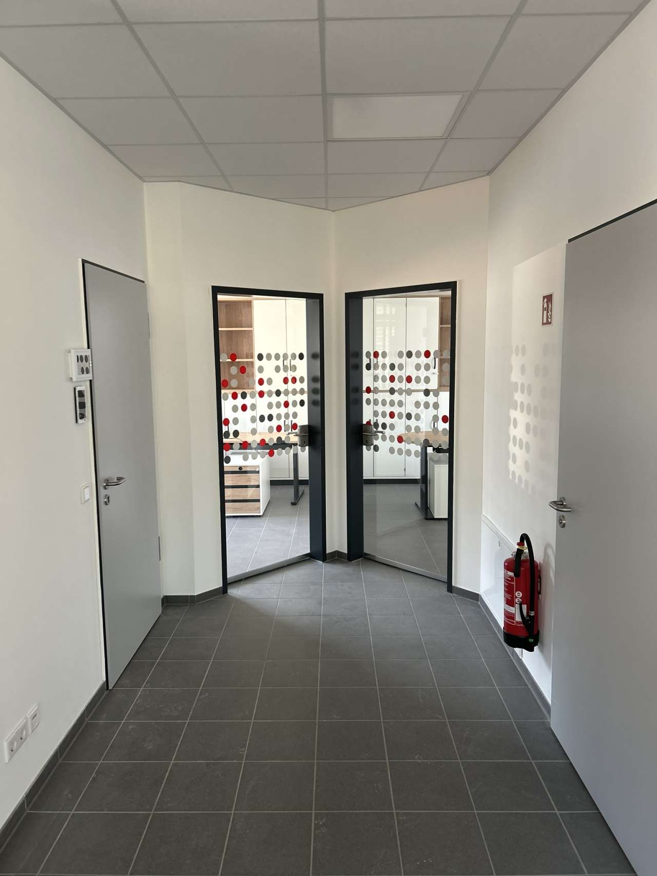Innenansicht - Gang Wertstoffzentrum.